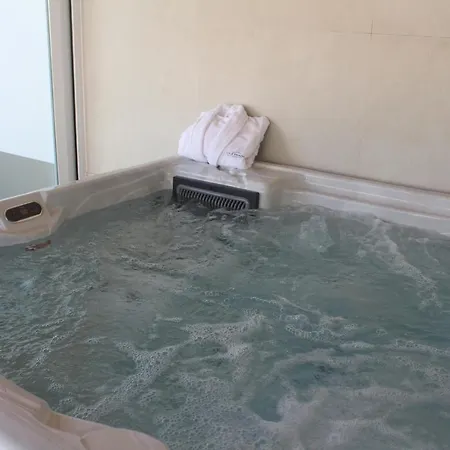 Rosa Wjacuzzi Salir de Matos