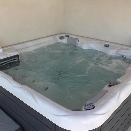 Rosa Wjacuzzi Salir de Matos