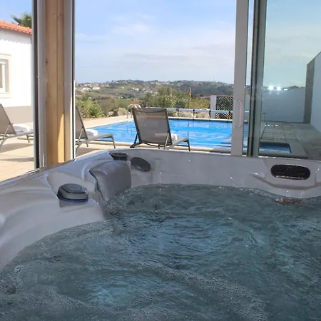Rosa Wjacuzzi Villa